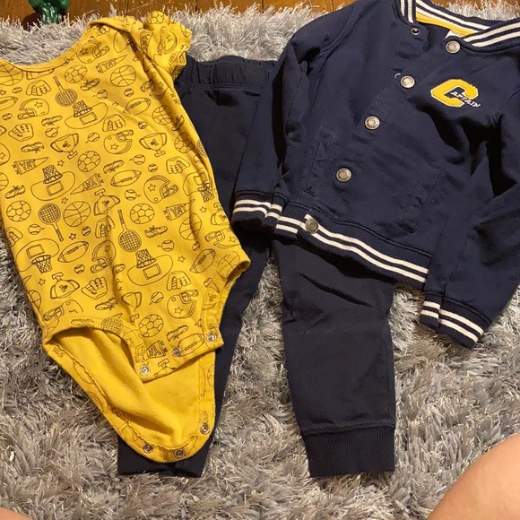 TWO 3 piece sets of Carter outfits! - Picture 3 of 3